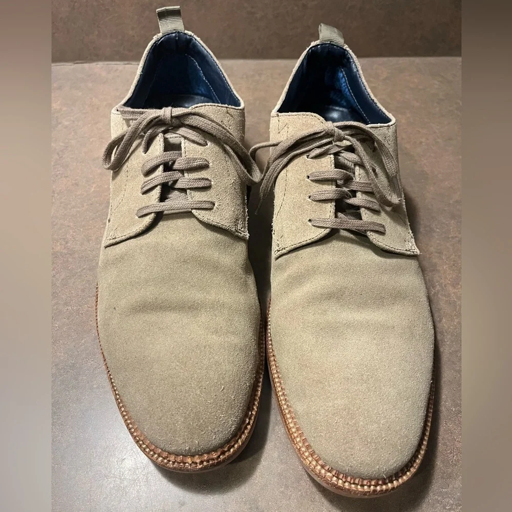 Steve Madden Tan Derby Oxfords with Suede Finish